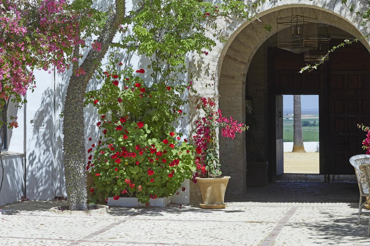 Hacienda De San Rafael Hotel Las Cabezas de San Juan Ngoại thất bức ảnh
